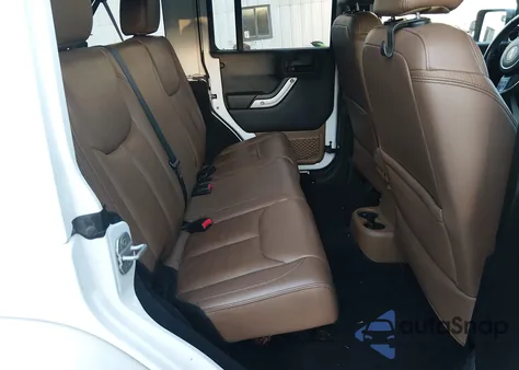 2013 Jeep Wrangler Unlimited Sahara z USA, uszkodzony, nr VIN 1C4BJWEG7DL706983